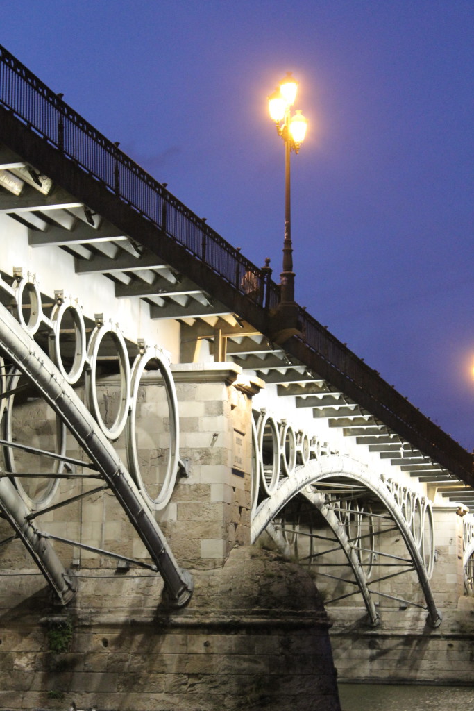 Puente de Triana at nightfall